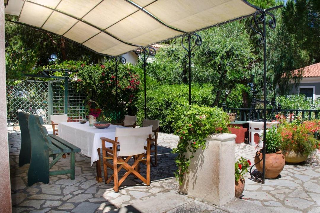 Photo of Patio Balcony in Vasilikos