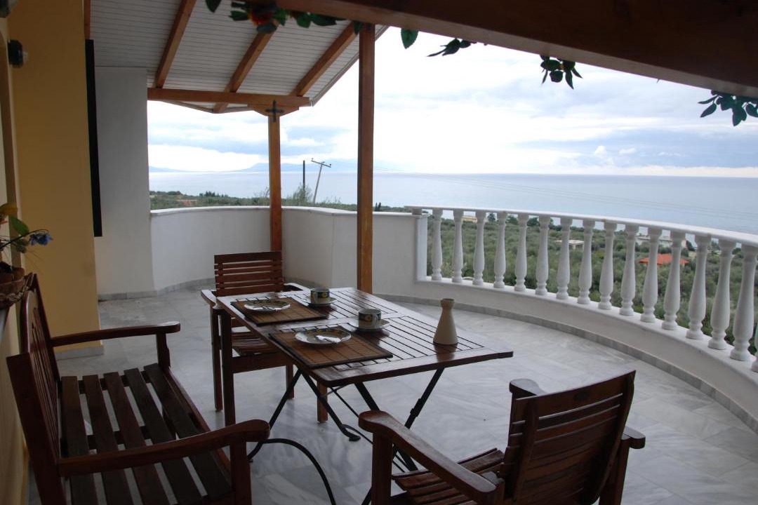 Photo of Patio Balcony in Zalongo