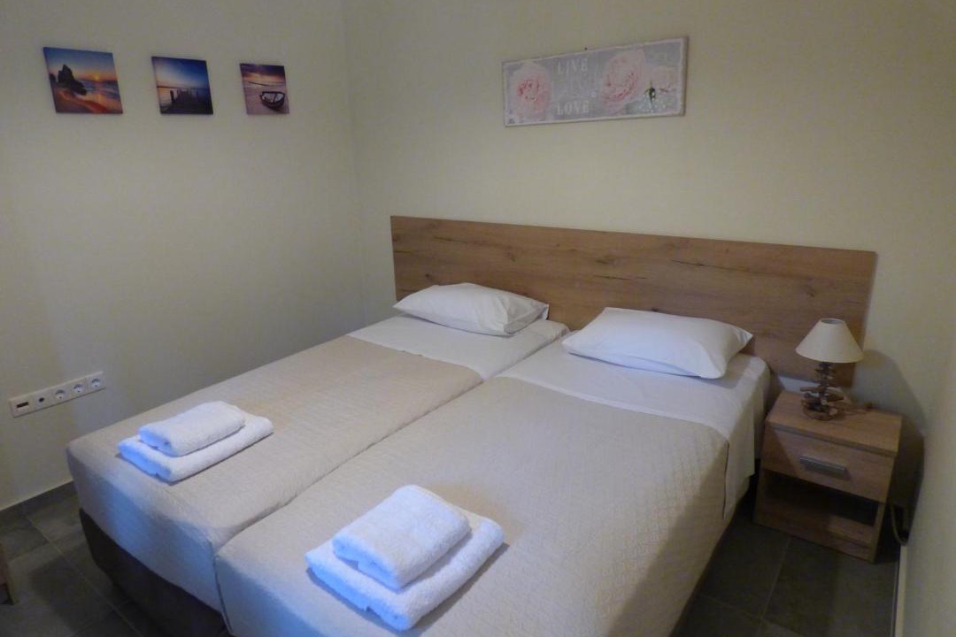 Photo of Bedroom in Ipsos
