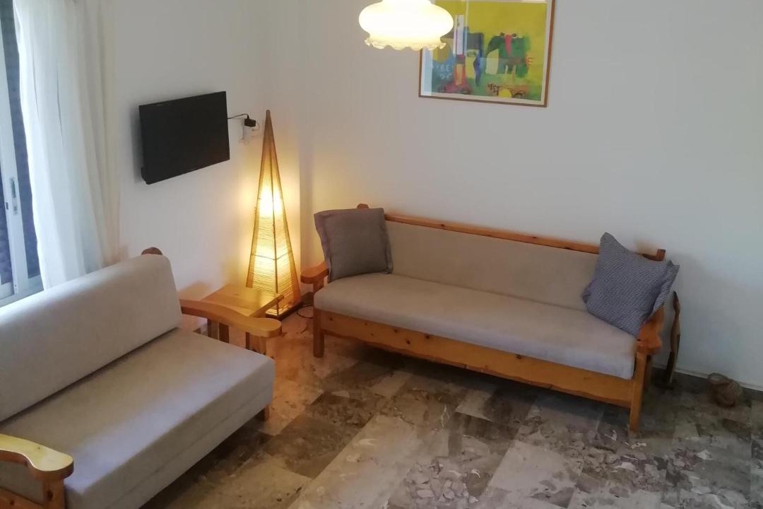 Photo of Livingroom in Assos-Lechaio