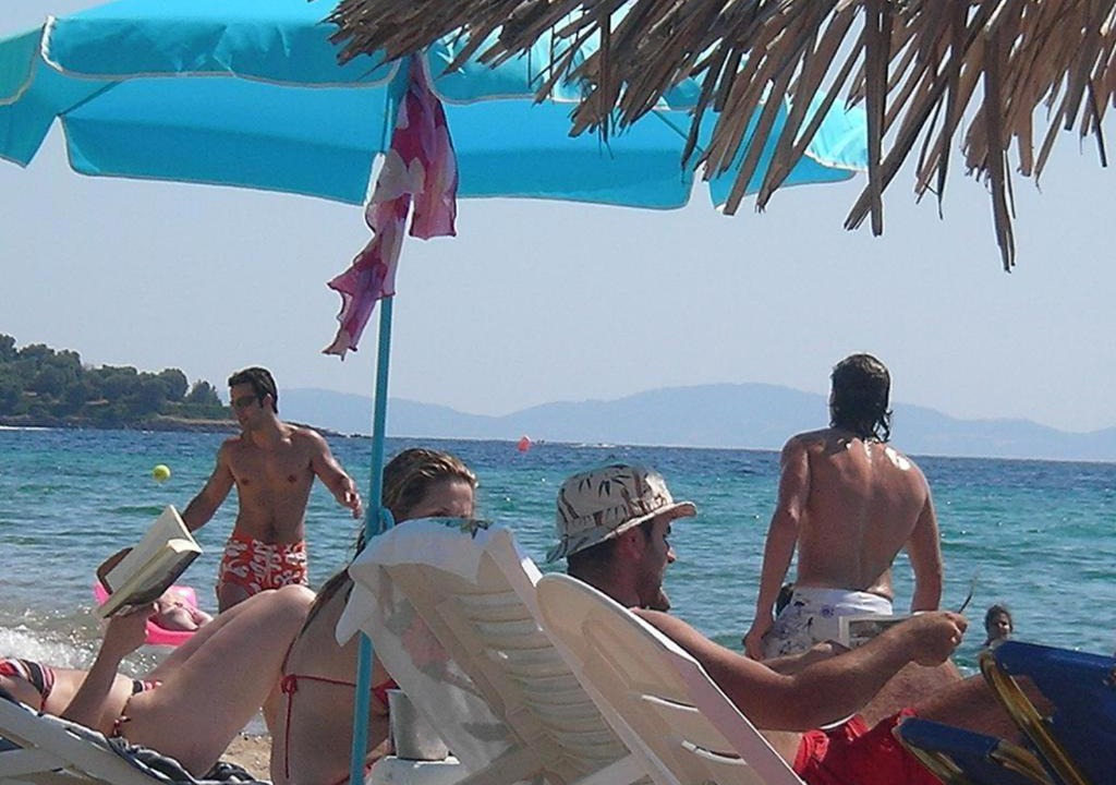 Photo of Human In Picture in Neos Marmaras