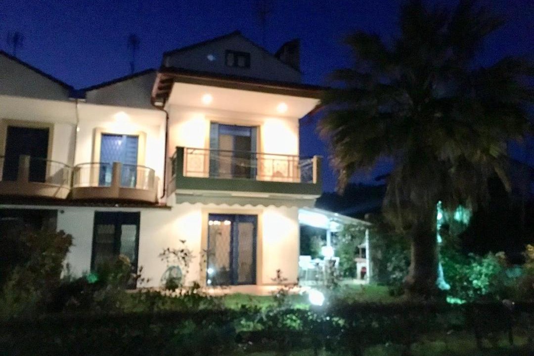Photo of Buildings in Skala Fourkas