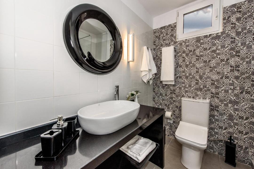Photo of Bathroom in Atsipópoulon