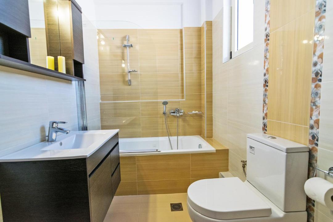 Photo of Bathroom in Adele