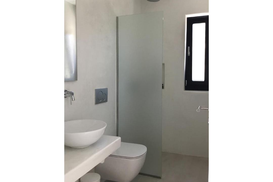 Photo of Bathroom in Ios