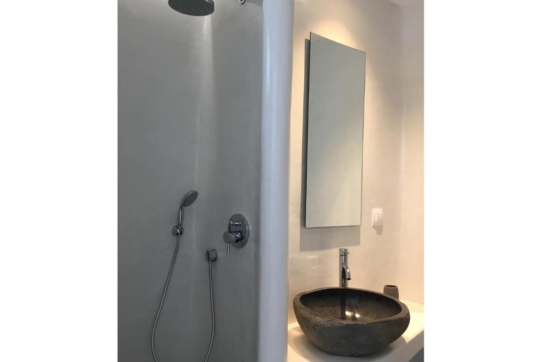 Photo of Bathroom in Ios