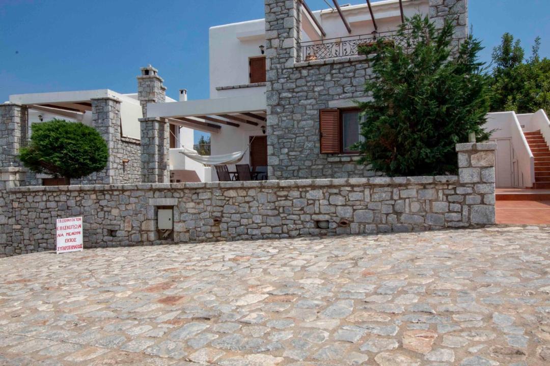 Photo of Buildings in Mavrovouni