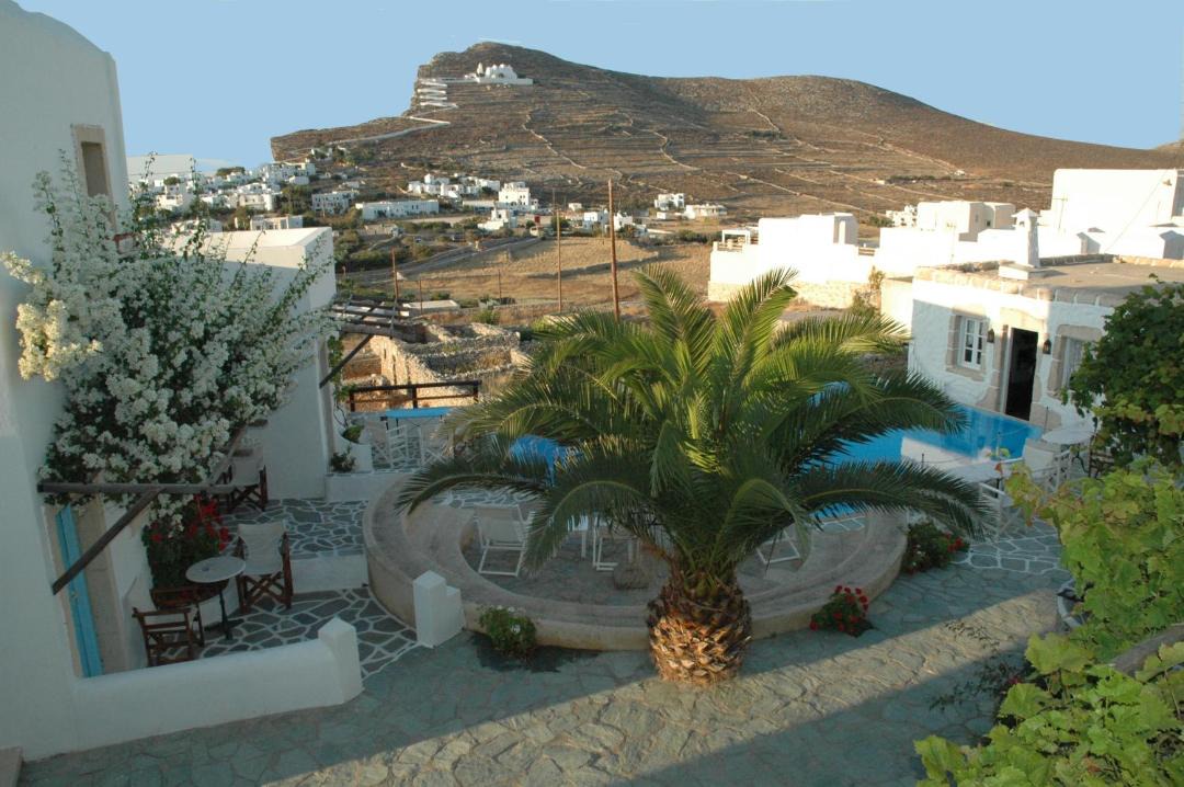 Photo of Others in Chora Folegandros