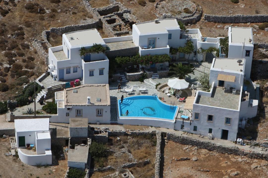 Photo of Others in Chora Folegandros