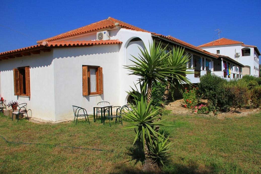 Photo of Others in Methoni
