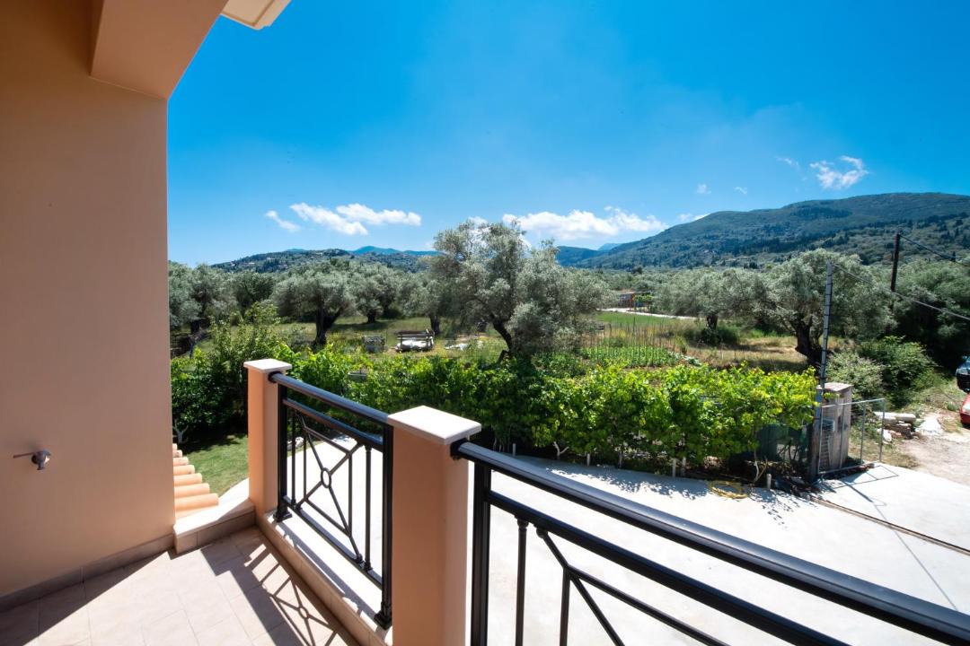 Photo of Patio Balcony in Kariotai