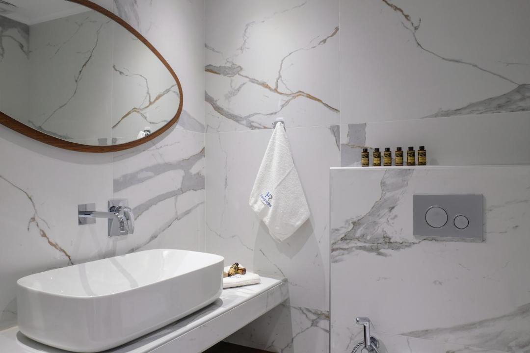 Photo of Bathroom in Polichrono