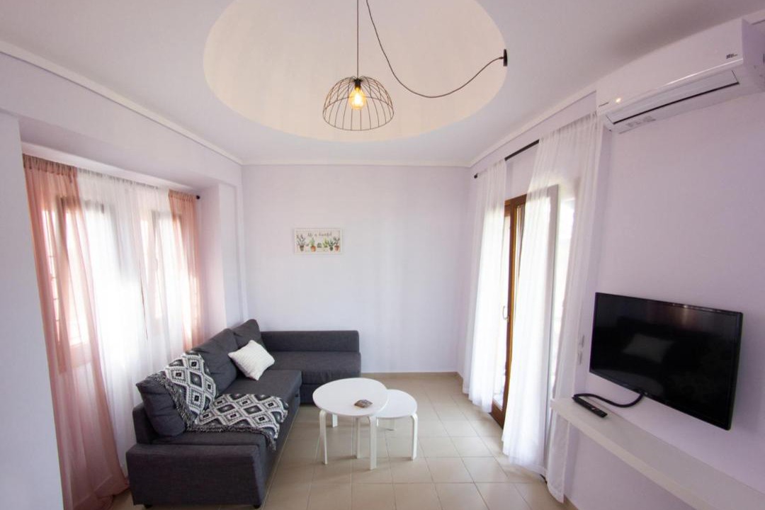 Photo of Others in Aristotelis
