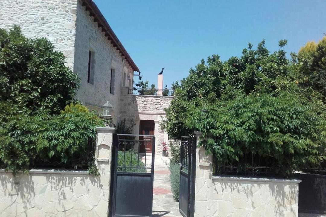 Photo of Buildings in Khoustouliana