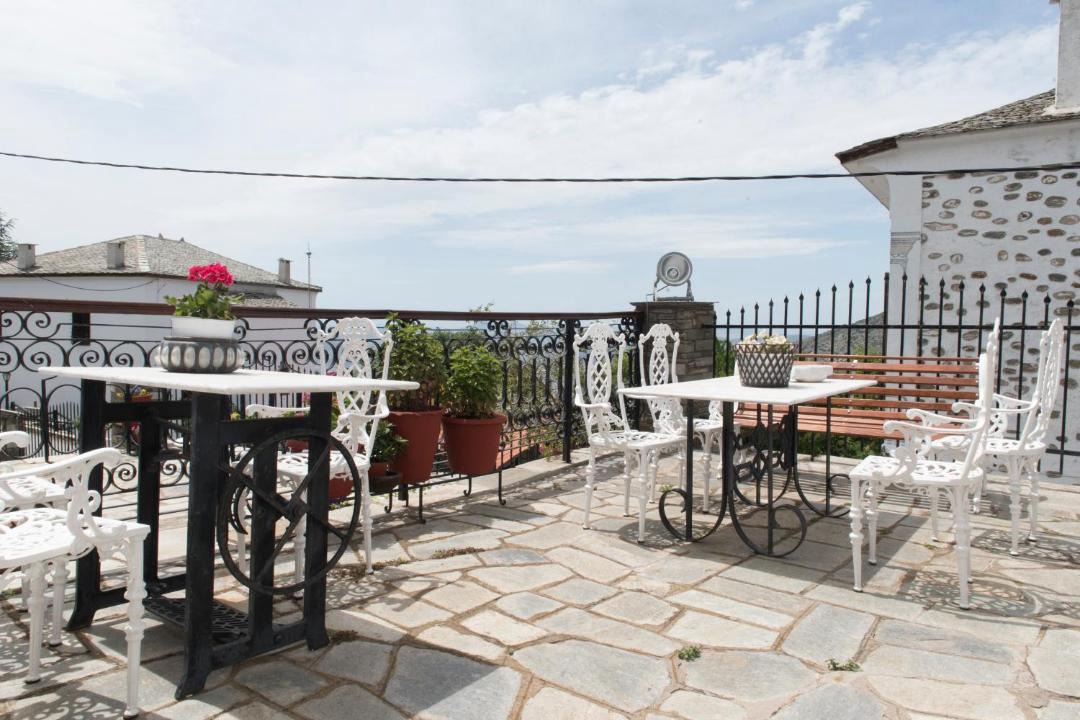 Photo of Patio Balcony in Portaria
