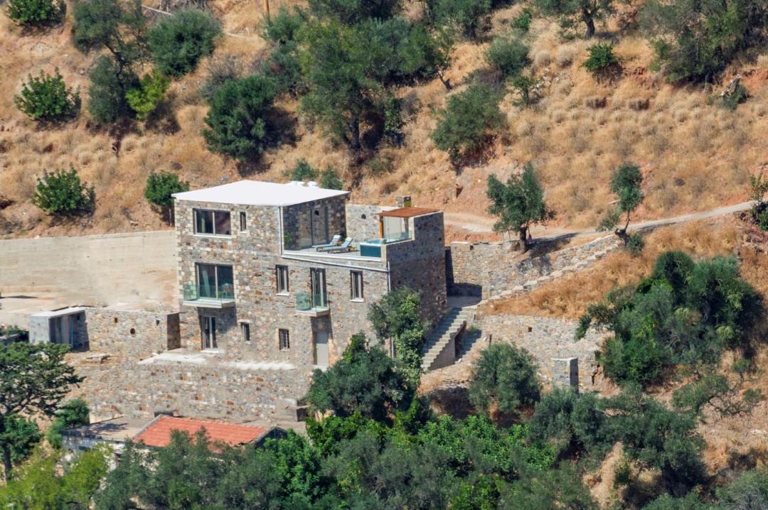 Photo of Buildings in Amigdalokefali