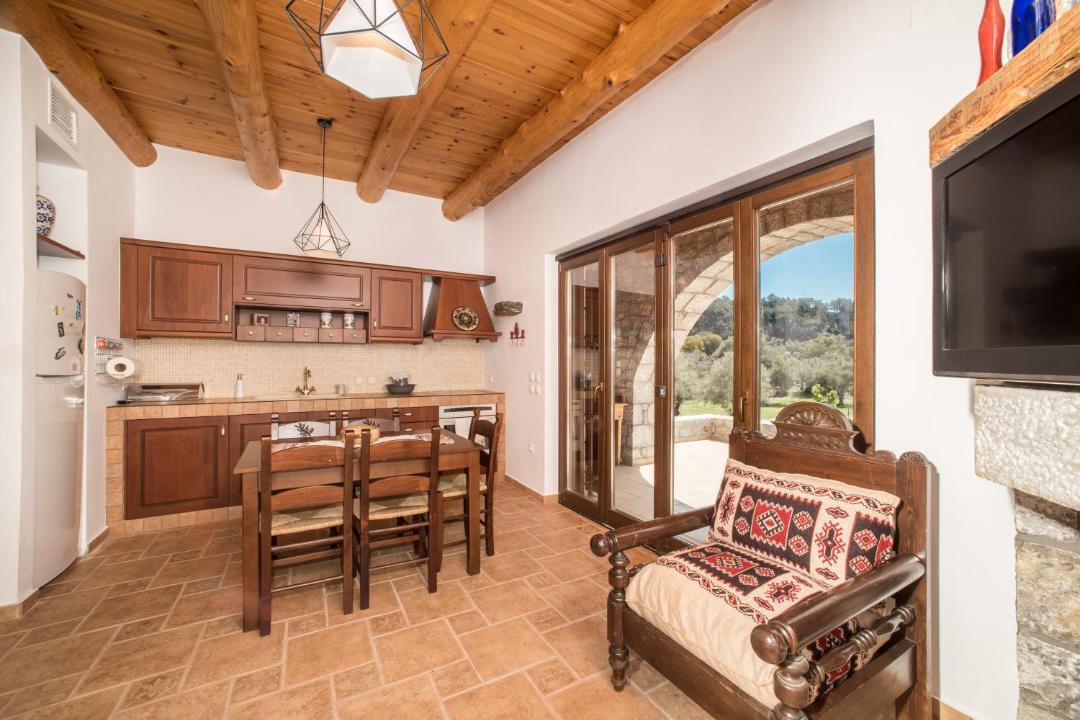 Photo of Livingroom in Aradena