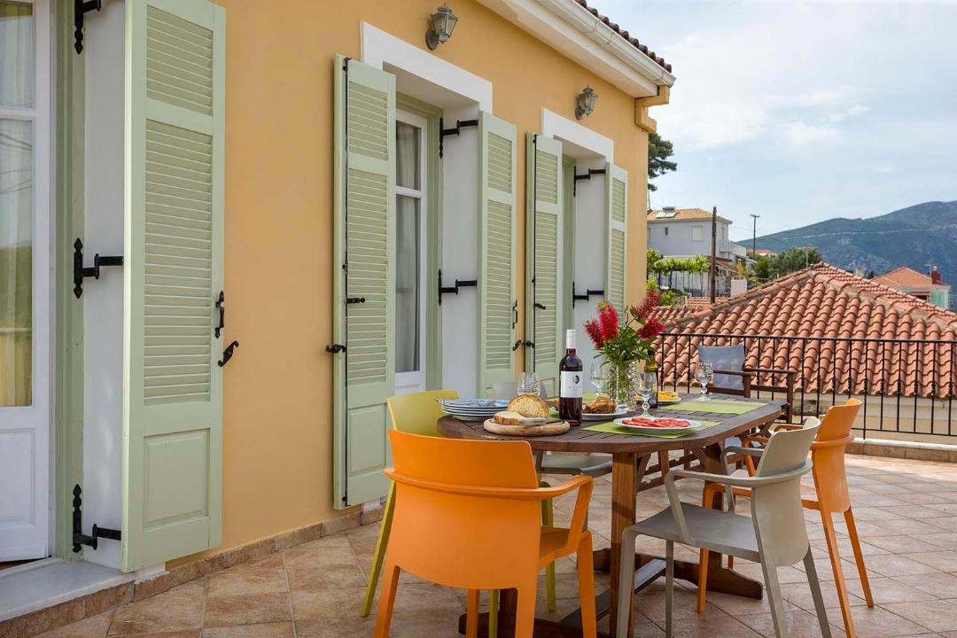 Photo of Patio Balcony in Vathy