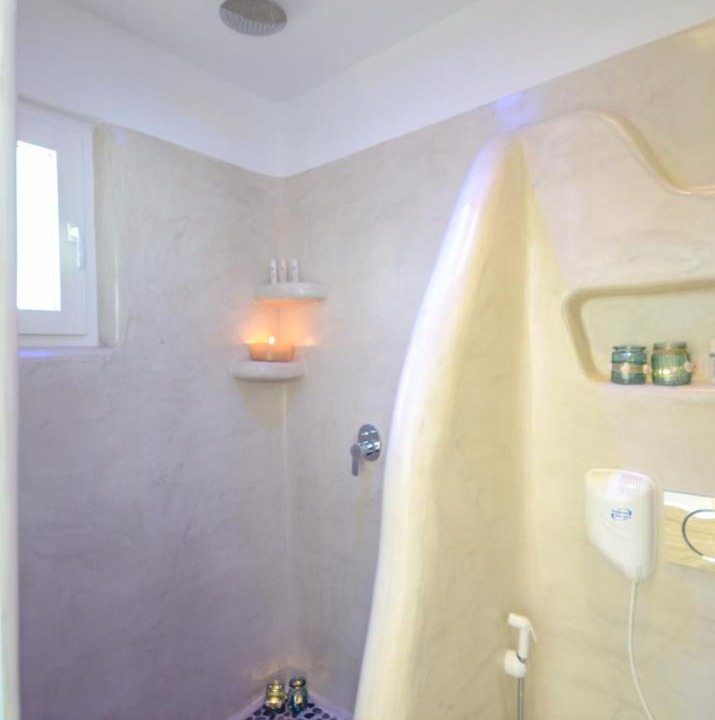 Photo of Bathroom in Plaka