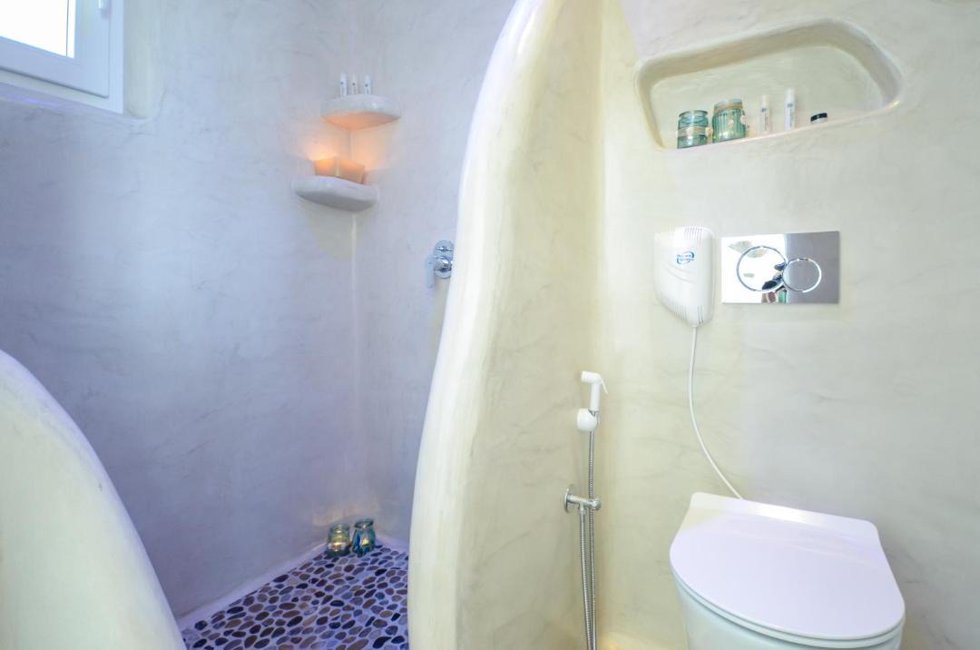 Photo of Bathroom in Plaka