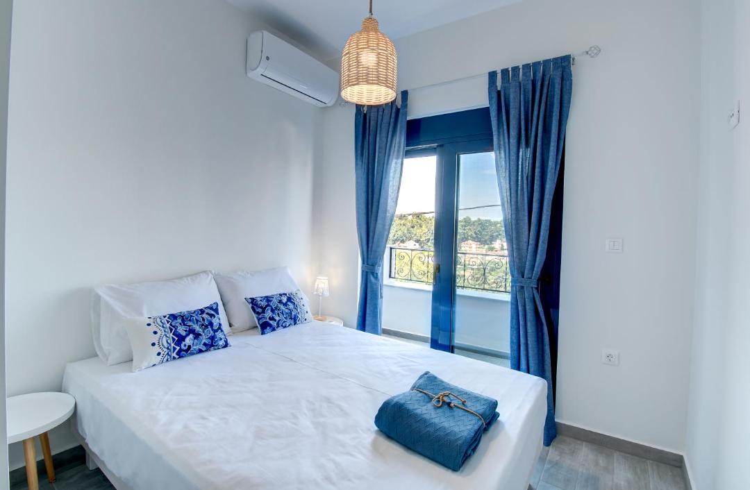 Photo of Bedroom in Kallithea