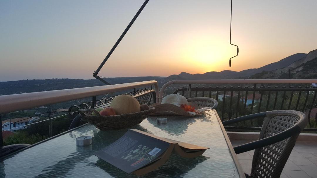 Photo of Patio Balcony in Vlachata