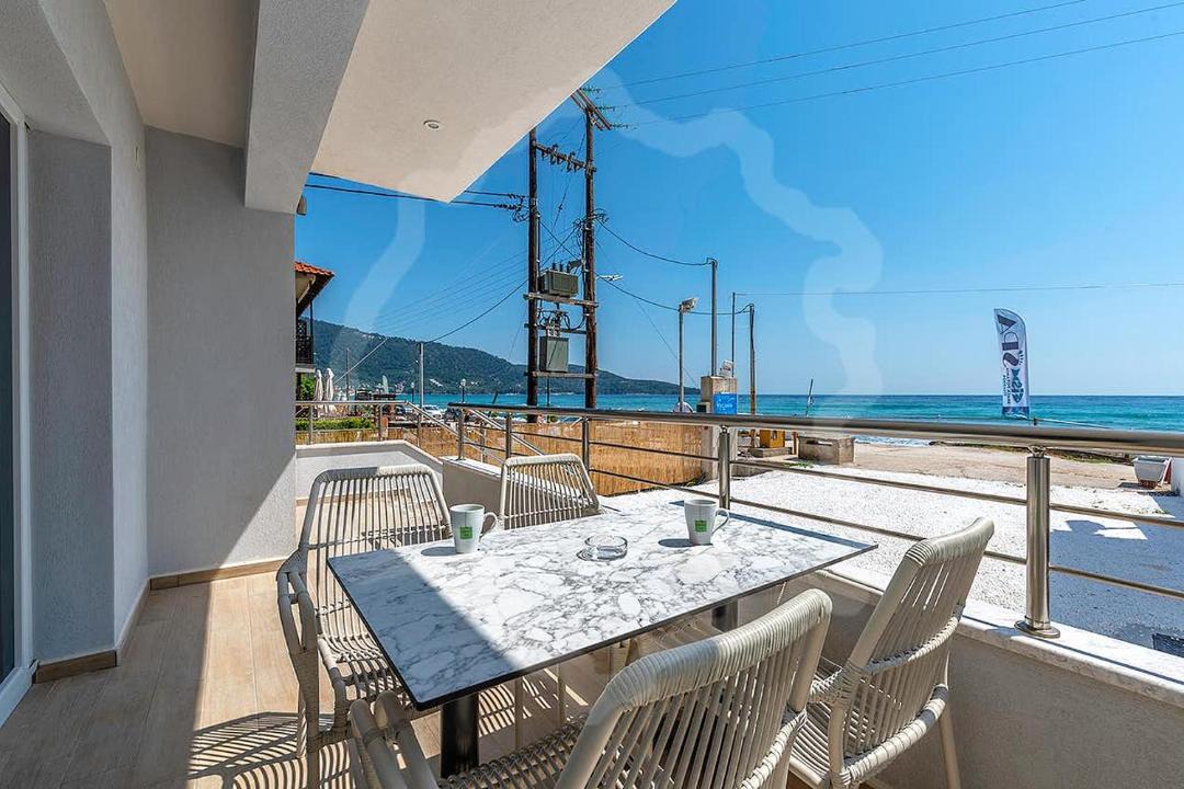 Photo of Patio Balcony in Chrisi Akti