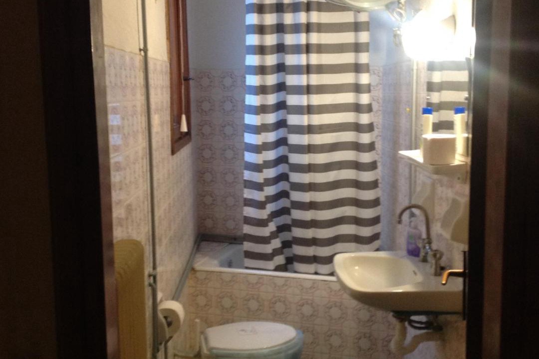 Photo of Bathroom in Agria