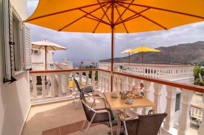 Photo of Patio Balcony in Livadia