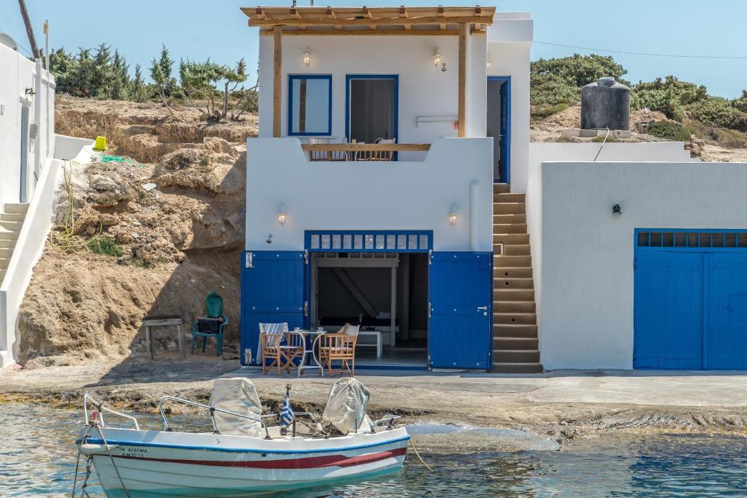 Photo of Others in Milos