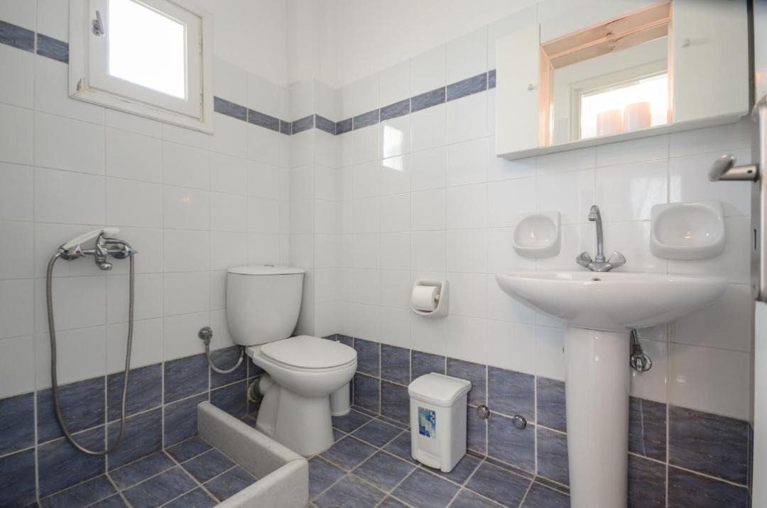 Photo of Bathroom in Maragas