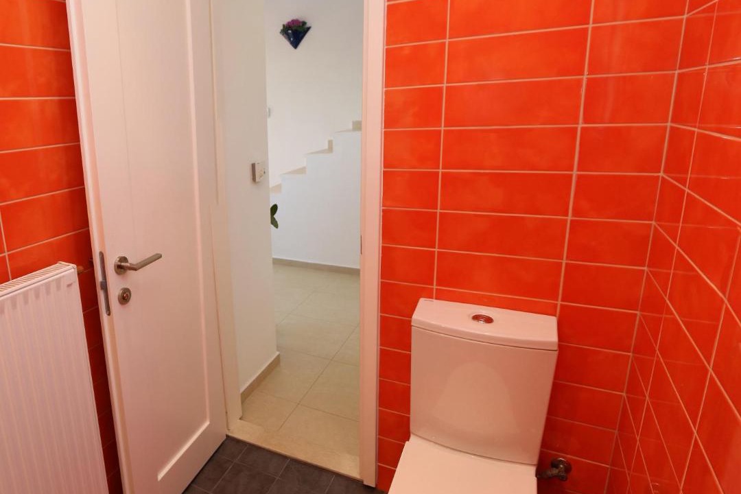Photo of Bathroom in Petrokefalo