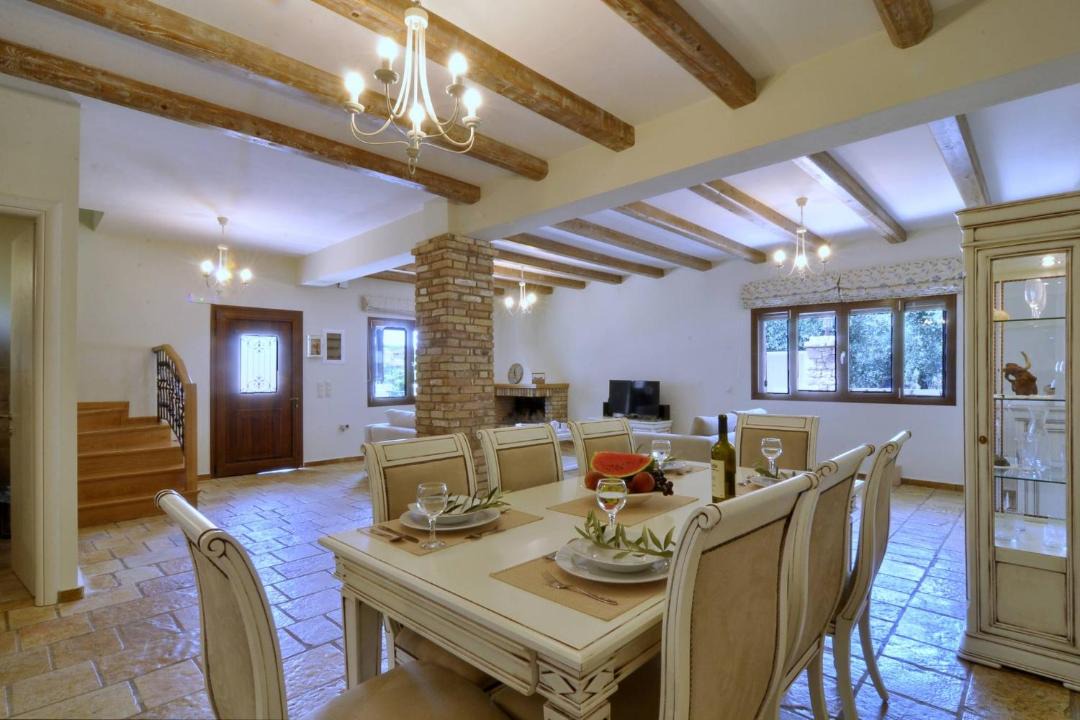 Photo of Livingroom in Petaleia