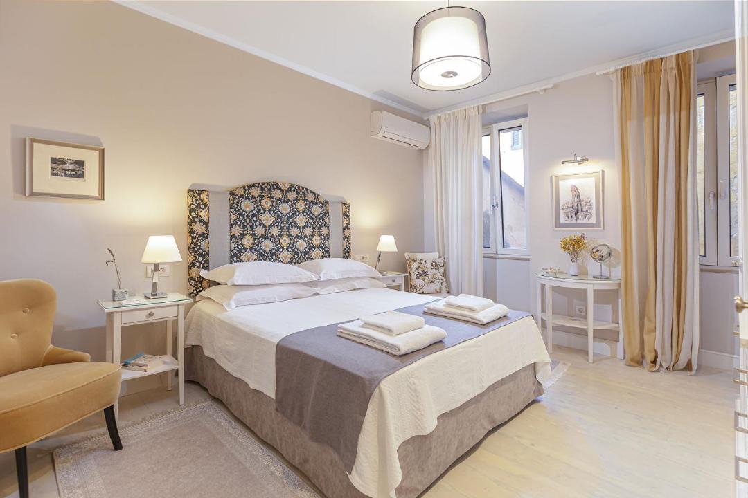Photo of Bedroom in Old Town