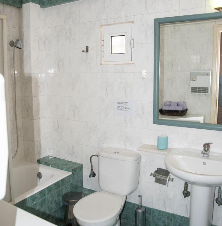 Photo of Bathroom in Kiato