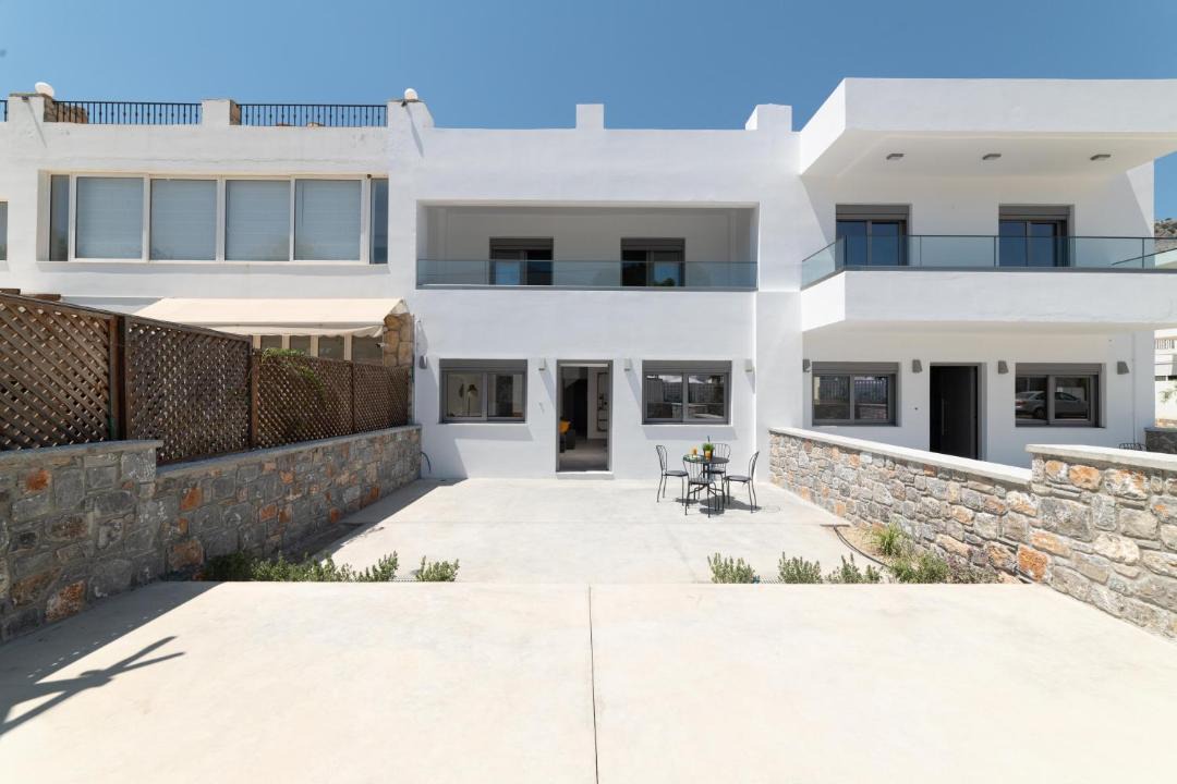 Photo of Others in Pefkos