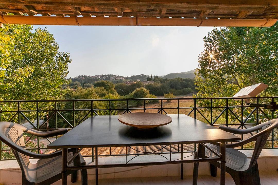 Photo of Patio Balcony in Giannades