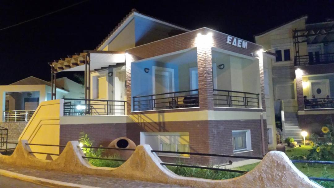 Photo of Buildings in Vatera