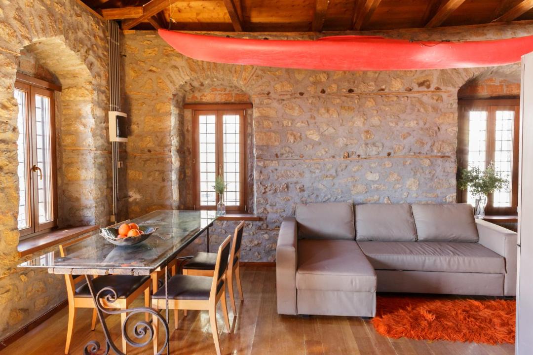 Photo of Livingroom in Ithomi