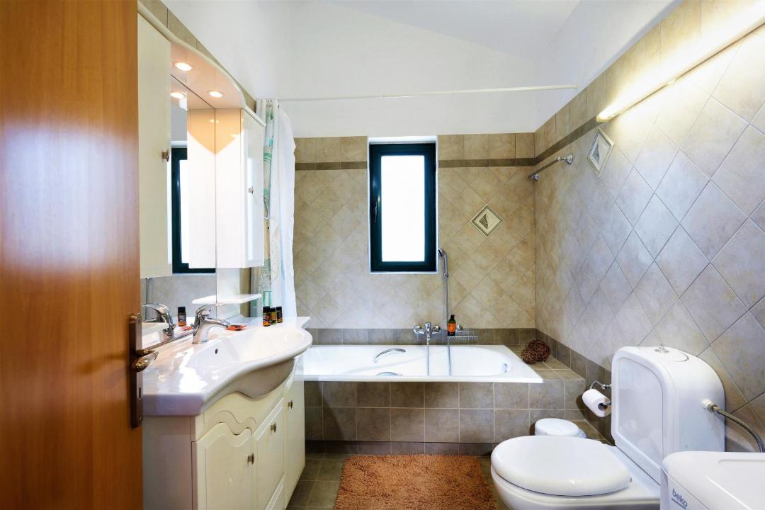 Photo of Bathroom in Episkopi