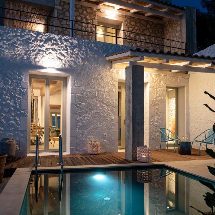 Photo of Outdoor in Frourion