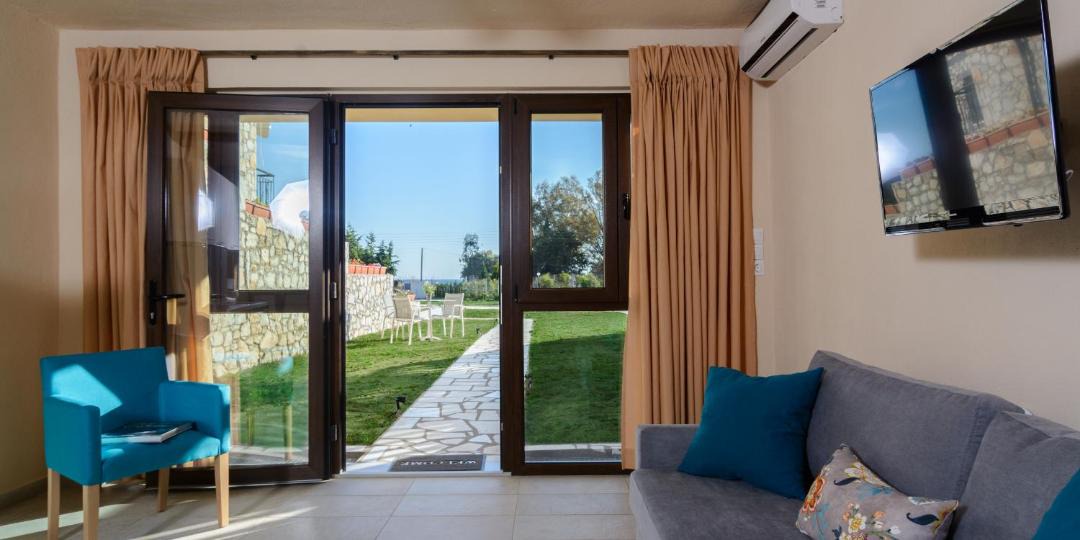 Photo of Livingroom in Sithonia