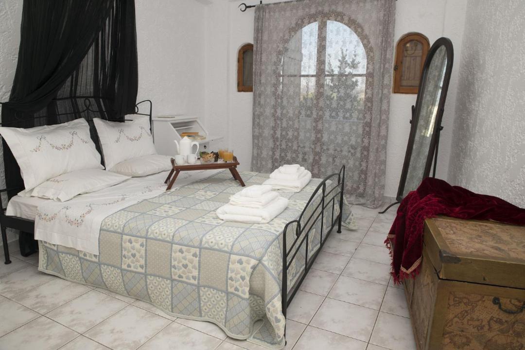 Photo of Bedroom in Faistos