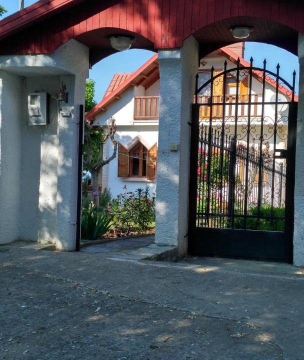 Photo of Buildings in Skotina