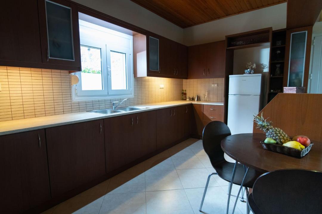 Photo of Kitchen in Minoa Pediada