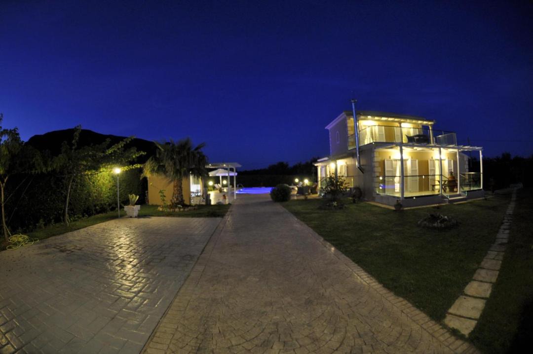Photo of Buildings in Dafnata