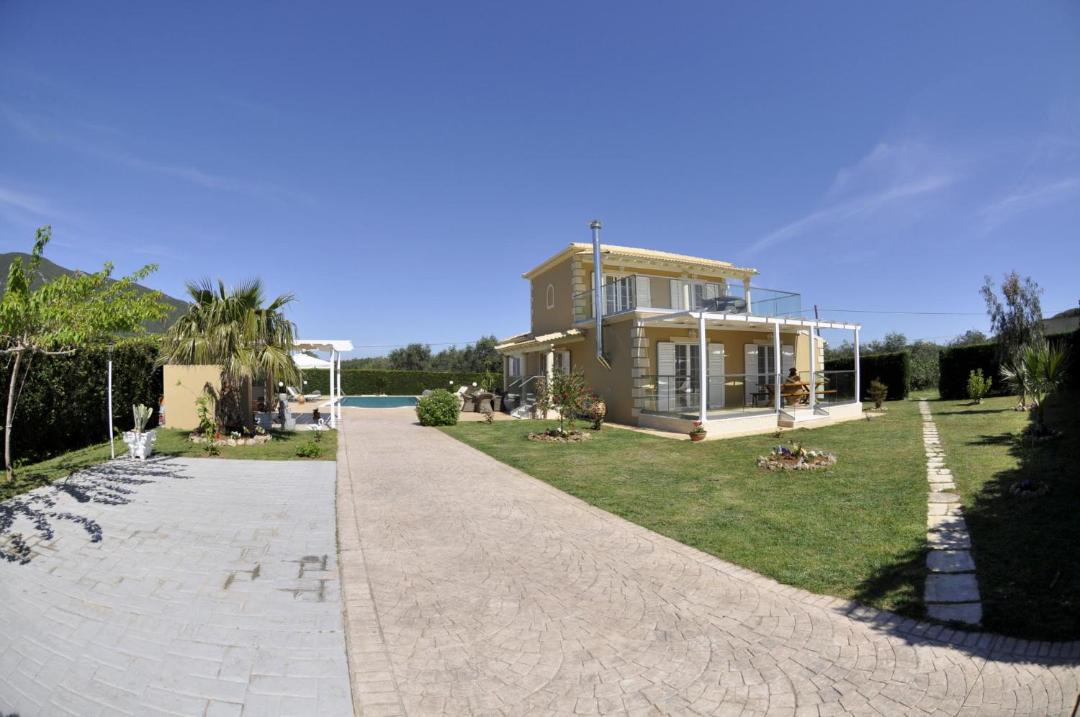 Photo of Buildings in Dafnata