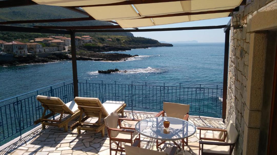 Photo of Patio Balcony in Lefktron