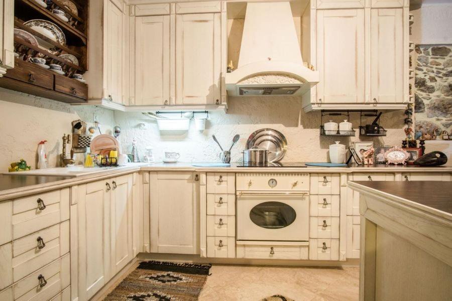 Photo of Kitchen in Thrapsano