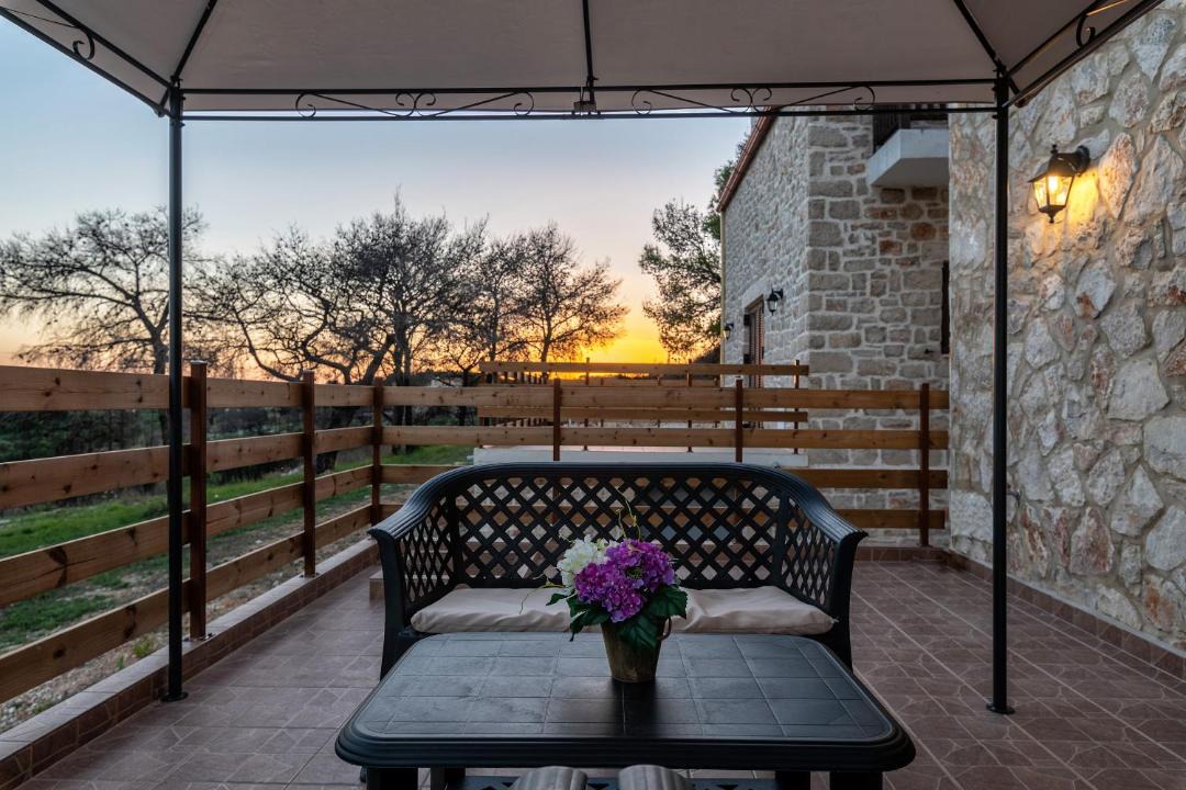 Photo of Patio Balcony in Anafonitria